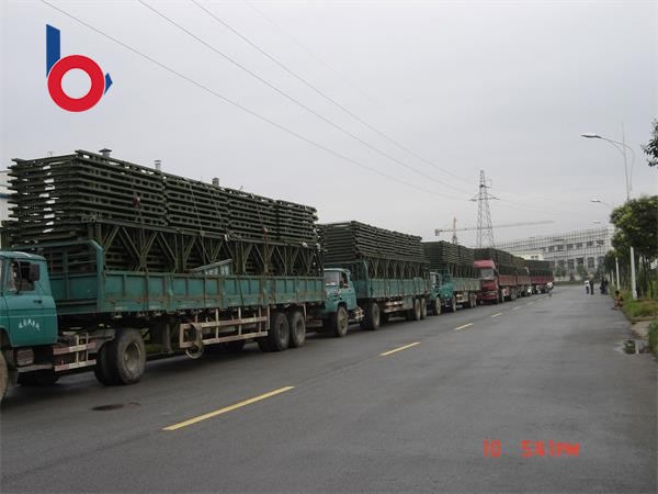 為四川人民搶險救災支援貝雷鋼橋